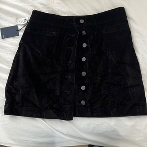 COPY - Aritzia Wilfred Free corduroy skirt